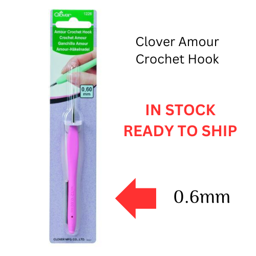 Clover Amour Crochet Hook Ergonomic Grip Size 0.60mm - 1226