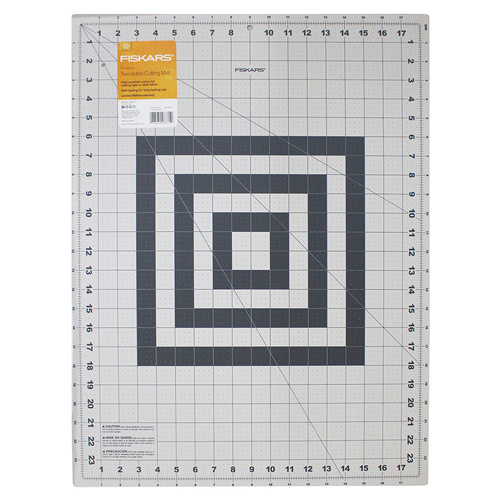 Fiskars Rotating Cutting Mat 18x24 Inch Self Healing Sewing & Crafts - 057819